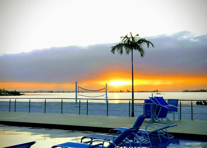 O paraíso é aqui - Golden Lake Arraial do Cabo